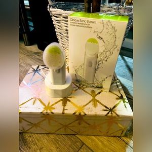 Brand New - Clinique Sonic System